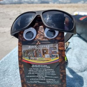 Meet your Posher, Luis